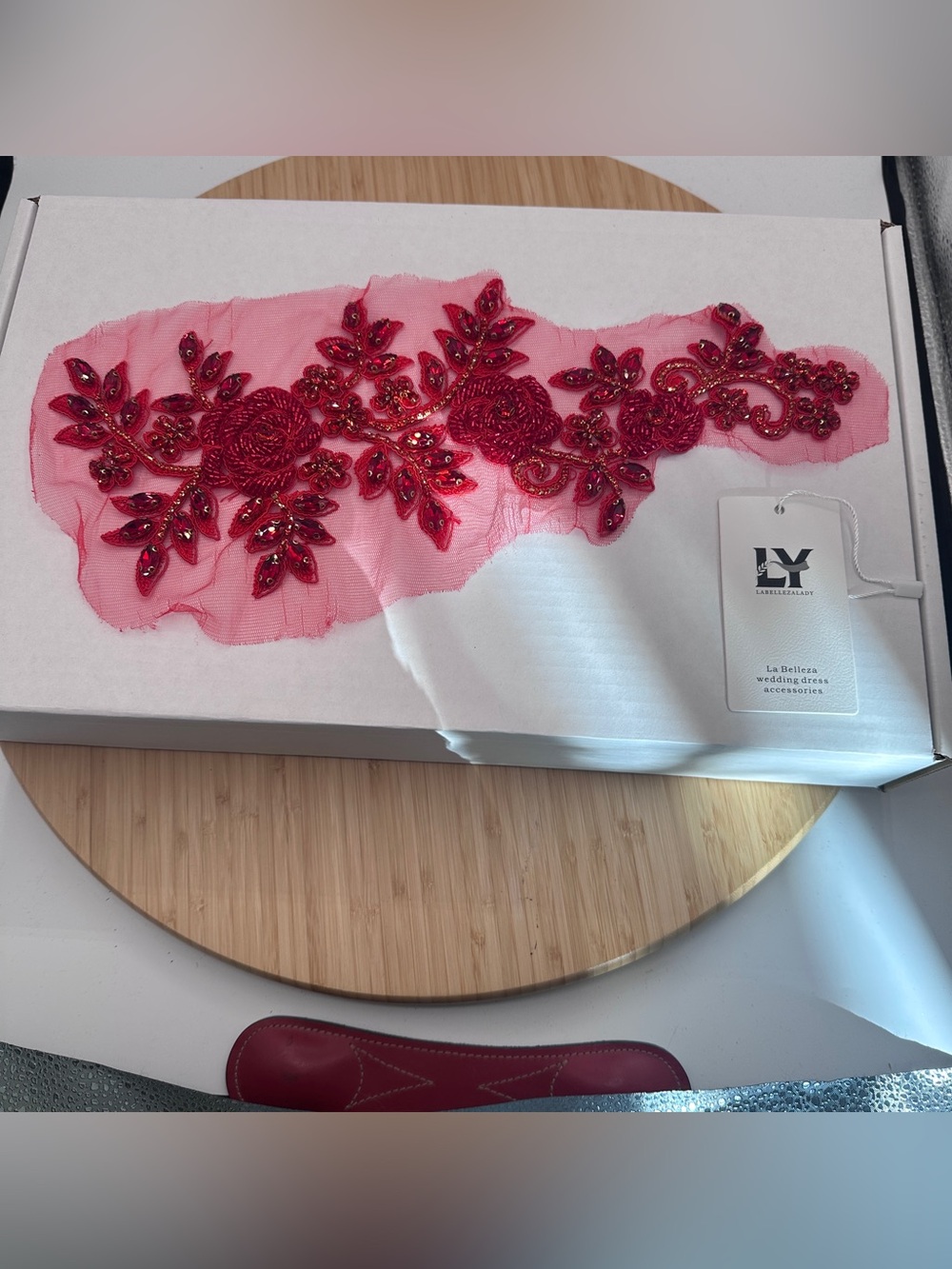 New! Beaded Rose Flowers &Leaves Rhinestone Pair Applique